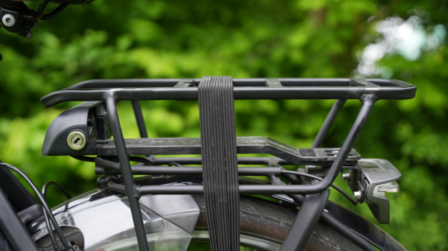 Comment fixer la batterie du porte-bagages E-bike Vision Bosch ?