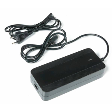
le haut du chargeur cortina sport drive 4A.