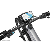 Le Smartphone Grip de Bosch monté sur un vélo électrique. Ceci montre la fonction de navigation.