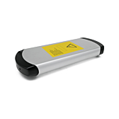 Image claire de la batterie Phylion complète. Cette Phylion XH370-13J Wall-E 37V 14Ah (2 pôles) est prise sous un angle de trois quarts, ce qui permet de voir le dessus et le côté de la batterie.
