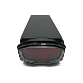 Vue arrière de la batterie de vélo Promovec Carrier 6.2XL 36V 17.4Ah. Le feu arrière de la batterie est visible.