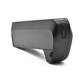 Vue en trois quarts de la batterie de vélo TranzX BL21 36V 6.8Ah telle qu'elle est placée dans le vélo.