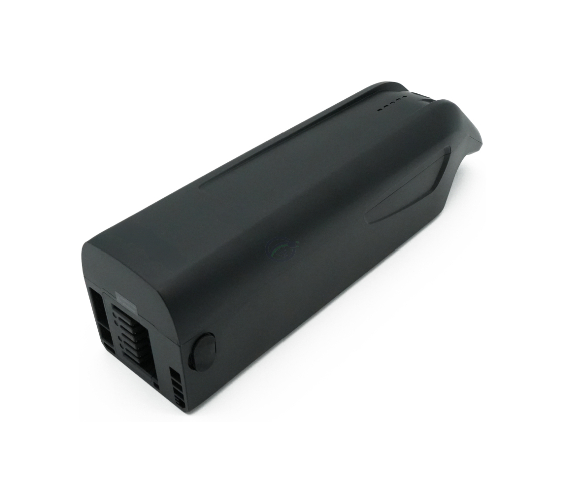 Vue trois quarts de la batterie de remplacement AEG DownTube 36V 10.4Ah montrant clairement la connexion.
