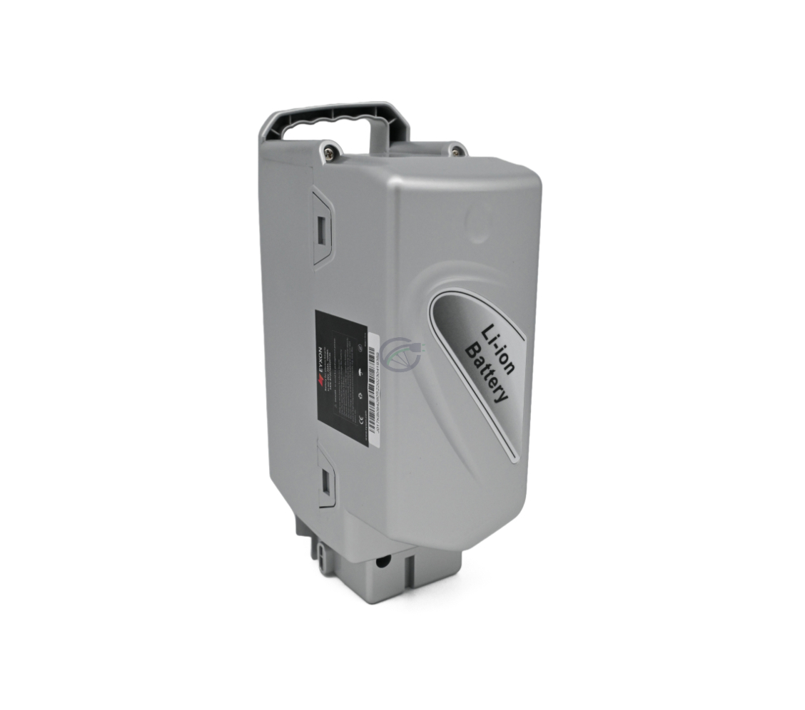 Vue trois quarts de l'arrière depuis la gauche de la batterie de vélo Flyer Kalkhoff Compatible Panasonic 26V 23Ah.