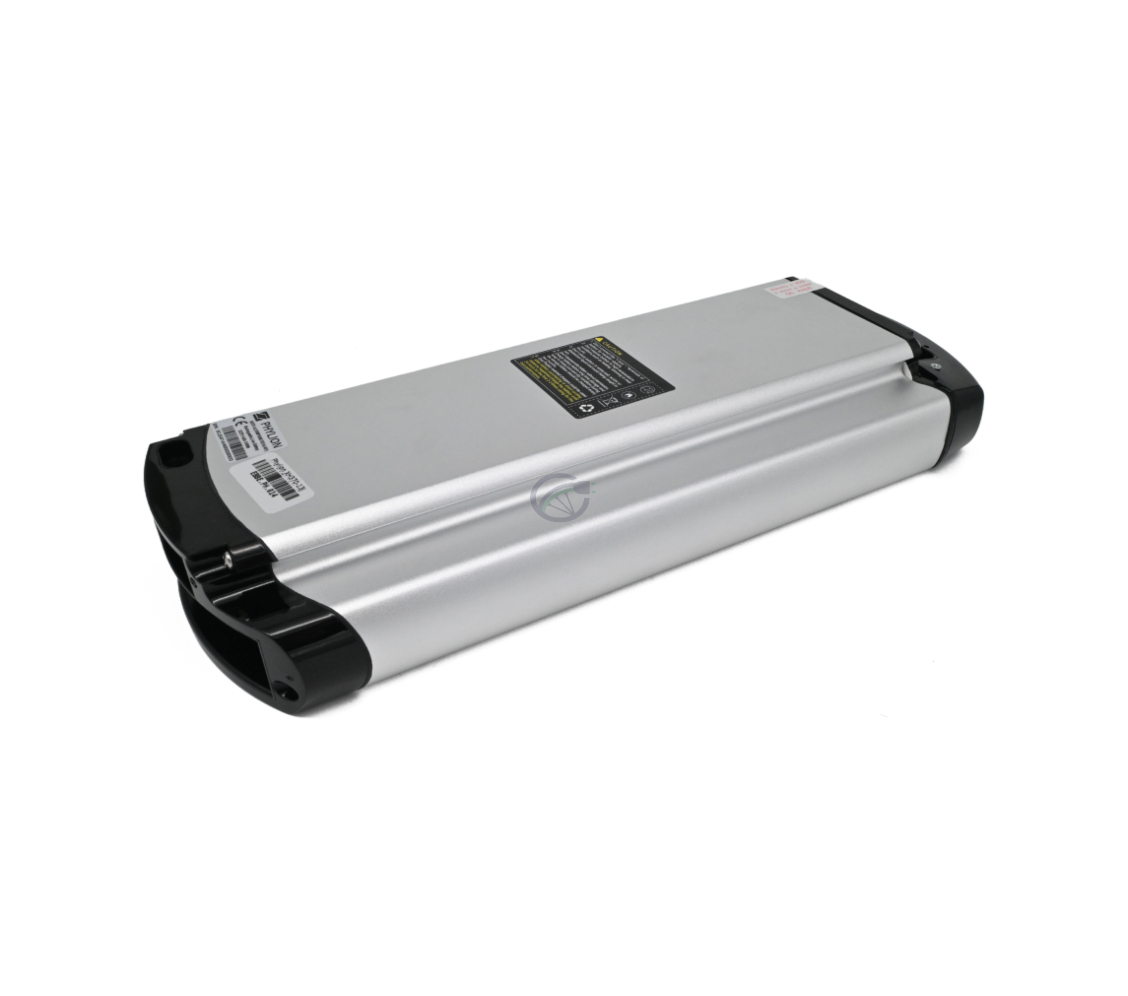 Vue de dessous de la Phylion XH370-13J Wall-E 37V 14Ah (2 pôles). La photo de cette batterie Phylion est prise sous un angle de trois quarts, ce qui permet de voir le dessous et le côté de la batterie.